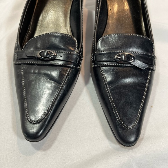 Circa Joan & David Kitten Heels - Picture 3 of 12